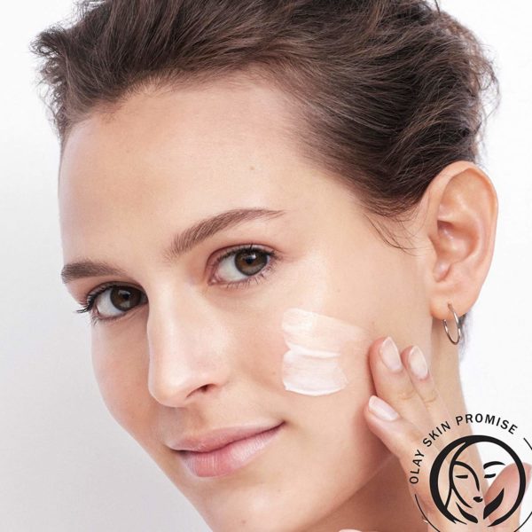 Olay Regenerist Retinol 24 Max Moisturizer, Retinol 24 Max Night Face Cream, Fragrance Free, 1.7 Oz + Whip Face - Image 2